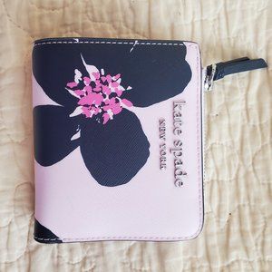 Kate Sade Cameron Grand Flora Small Zip Bifold Wallet